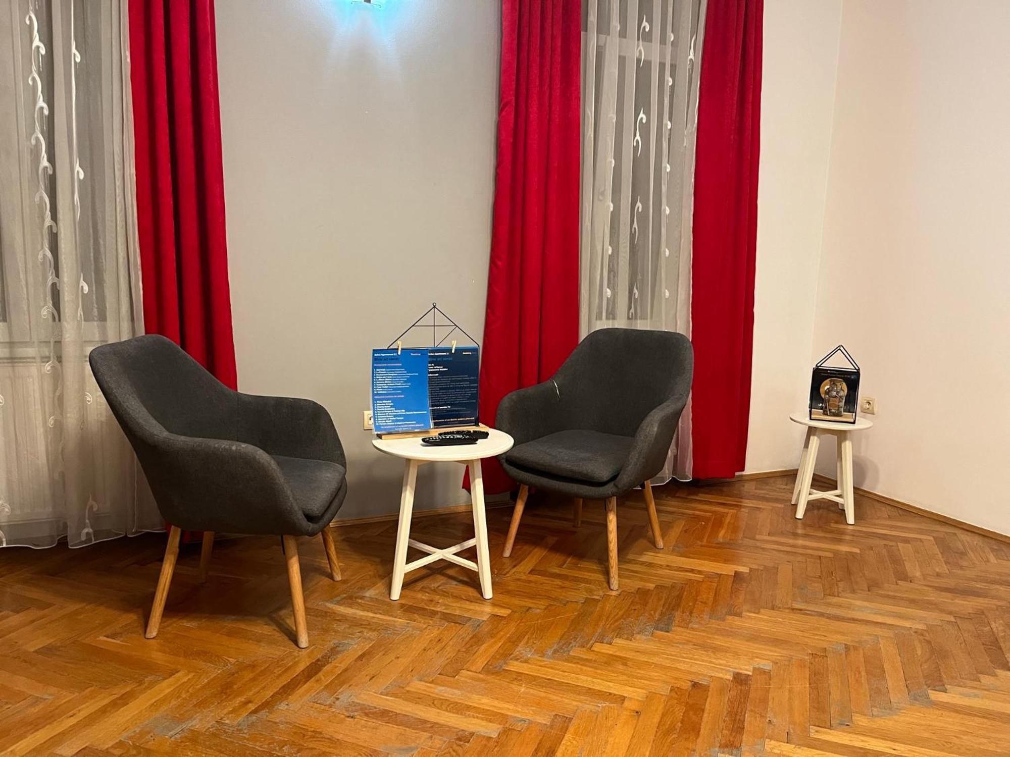Schei Apartment 2 Brasov Luaran gambar