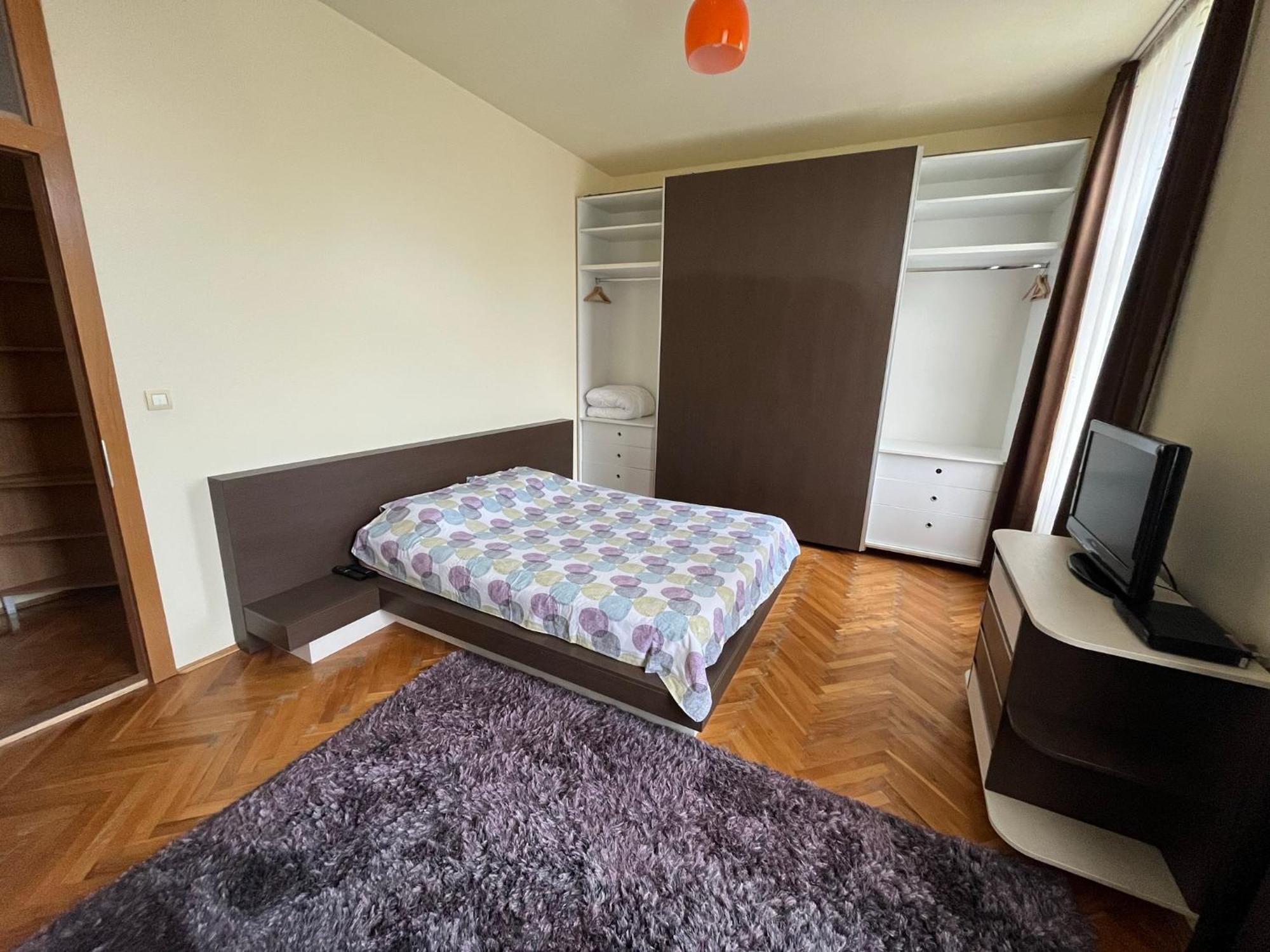Schei Apartment 2 Brasov Luaran gambar